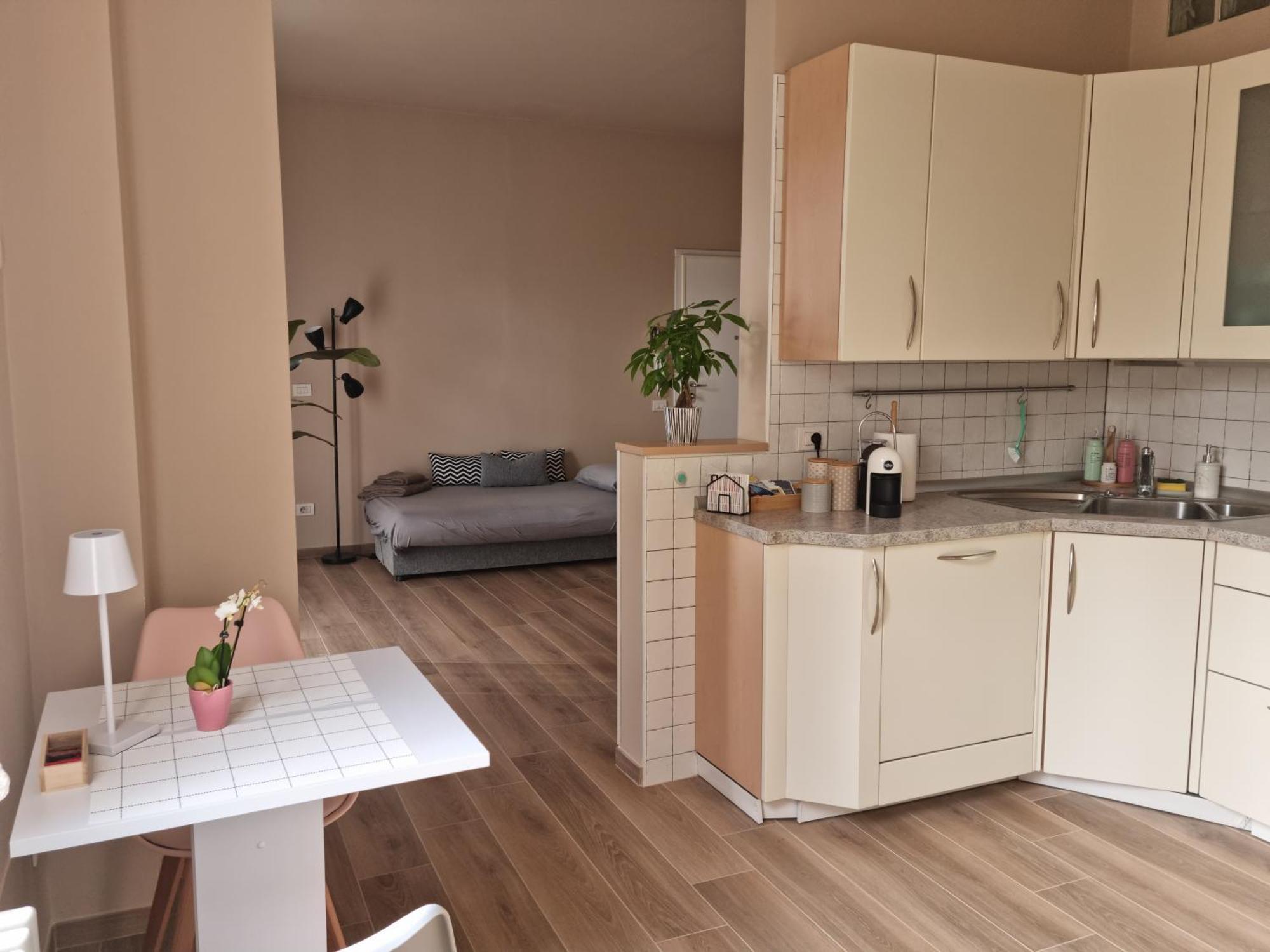 Alemanni54 - Apartment Болонья Екстер'єр фото