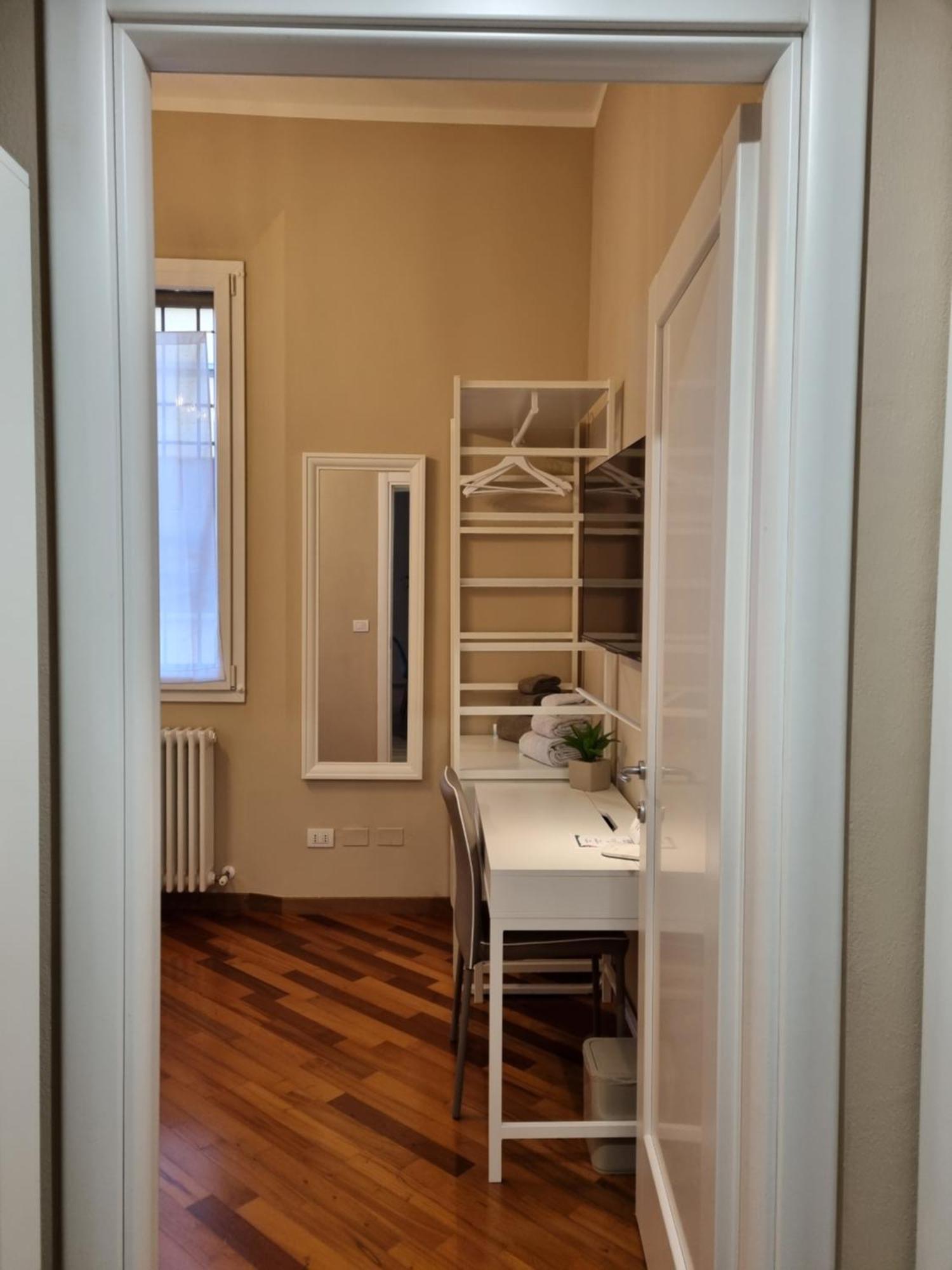 Alemanni54 - Apartment Болонья Екстер'єр фото