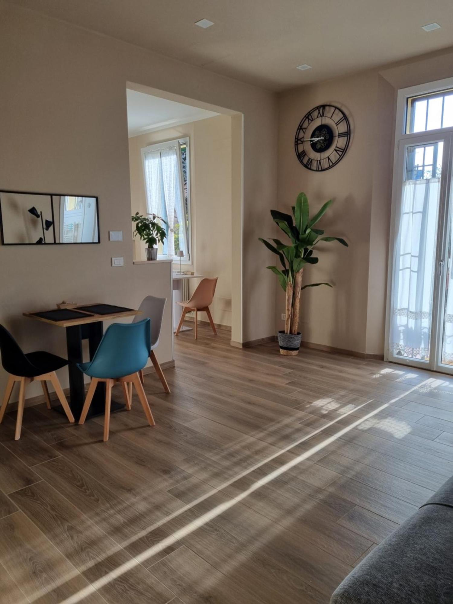 Alemanni54 - Apartment Болонья Екстер'єр фото